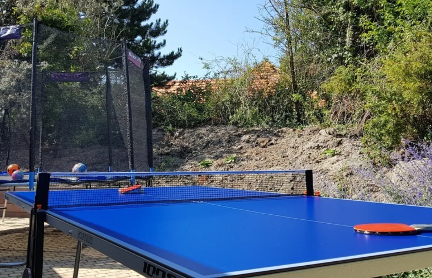 Eigener Spielplatz hinter dem Haus